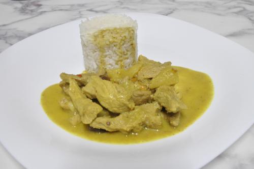 Jak uvařit vepřové kousky na karí po thajsku? Snadné recept, připravený za Do 30 minut